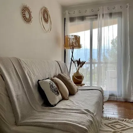 T2 Bord De Mer, Six Fours Les Plages. Piscine.clim Apartman